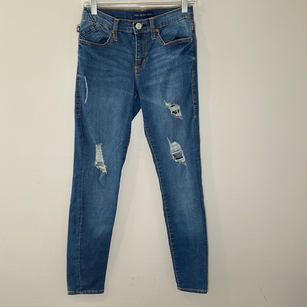 Rock & Republic Berlin Distressed Straight Leg Jeans Sz‎ 6